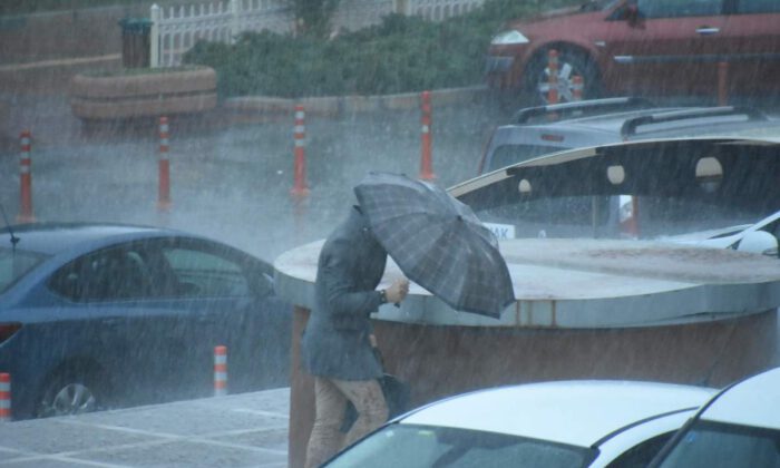 Meteorolojiden Marmara ve İç Ege’ye şiddetli yağış uyarısı
