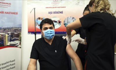 DP lideri Gültekin Uysal da Kovid-19 aşısı yaptırdı