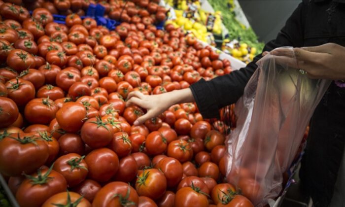 Domates ve meyve fiyatlarında rekor artış