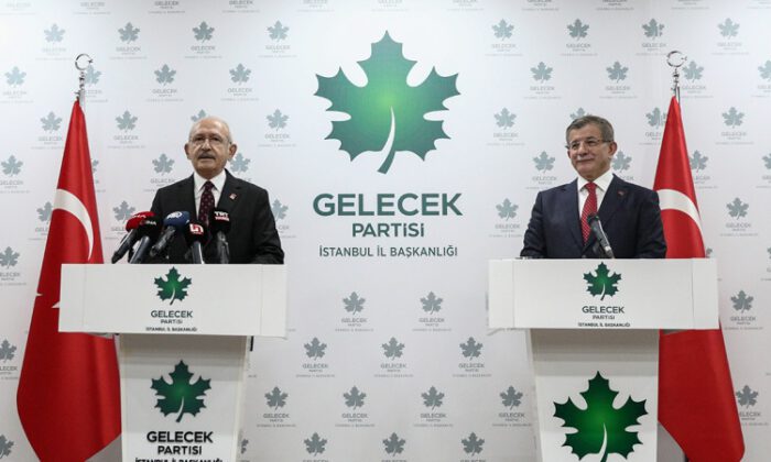 CHP lideri Kılıçdaroğlu, Ahmet Davutoğlu’nu ziyaret etti