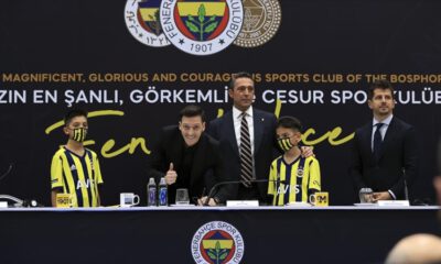 Mesut Özil imzayı attı, resmen Fenerbahçe’de…