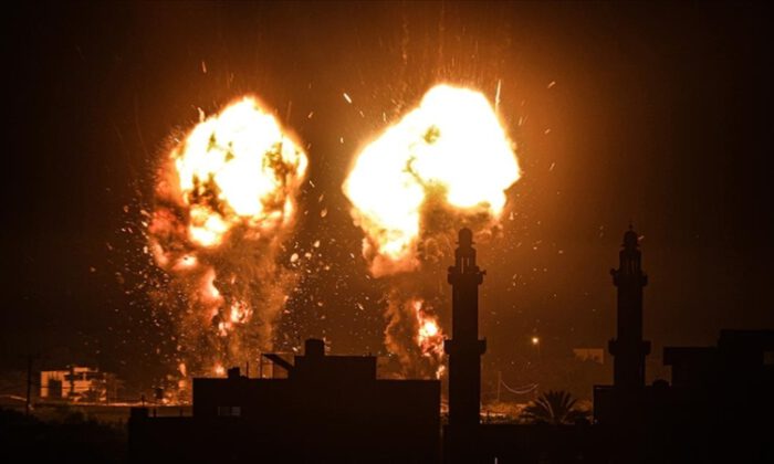 İsrail Gazze Şeridi’ne hava saldırıları düzenledi