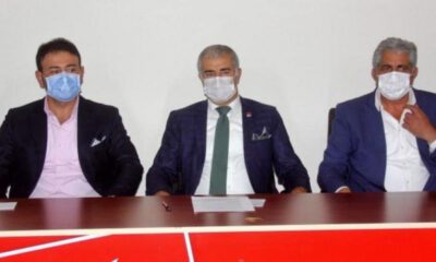 CHP’de büyük skandal! Gazetecilere zarf içinde 500’er TL verildi
