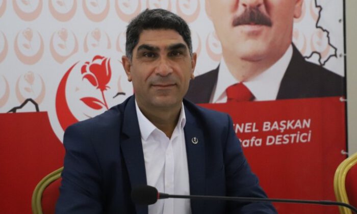 BBP’li Mustafa Aydın: Nilüferliler sinek avlıyor!
