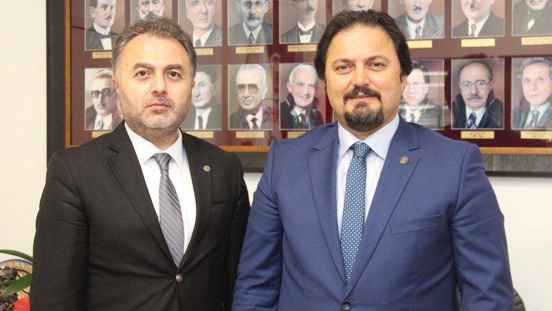 Av. Metin Öztosun, Bursa Barosu’nun yeni başkanı oldu