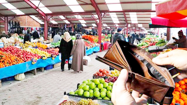 Açlık sınırı 4 bin 924 liraya yükseldi