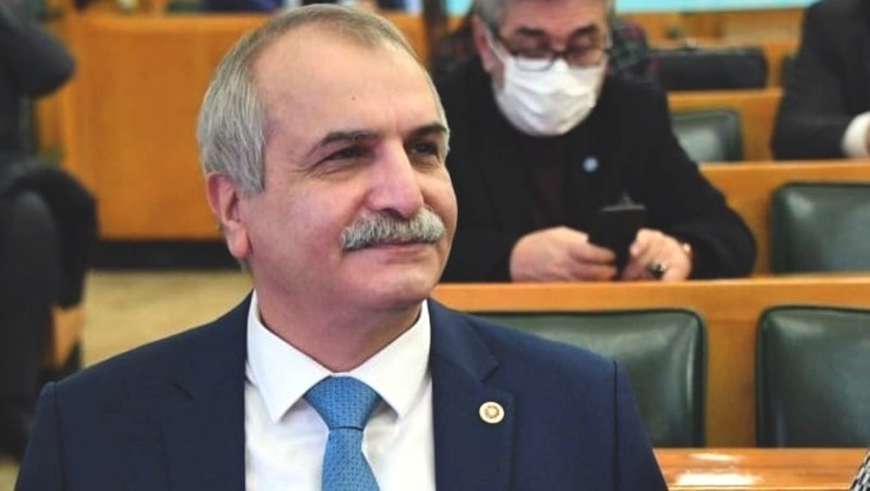 İYİ Partili Çelik’ten CHP’li belediye başkanlarına eleştiri