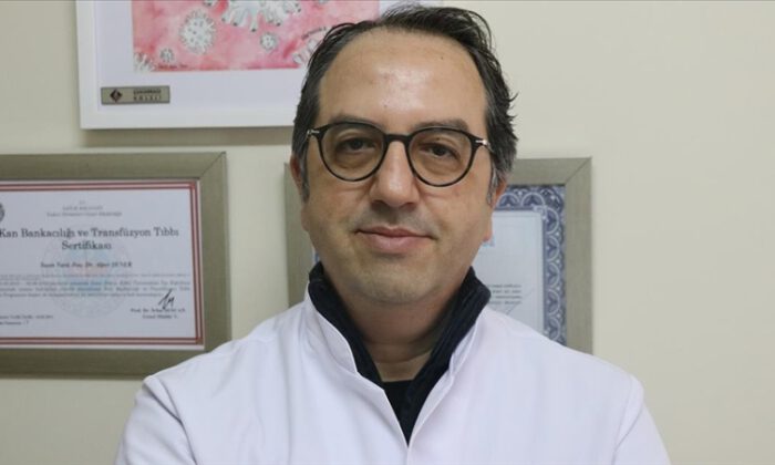 Prof. Dr. Şener’den ‘Omicron rehaveti’ uyarısı