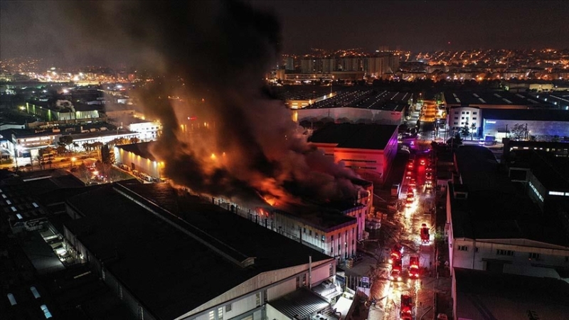 Bursa’da fabrikada çıkan yangın söndürüldü