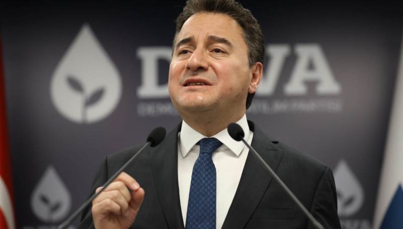 Babacan’dan ‘dövize endeksli mevduat uygulaması’ çıkışı
