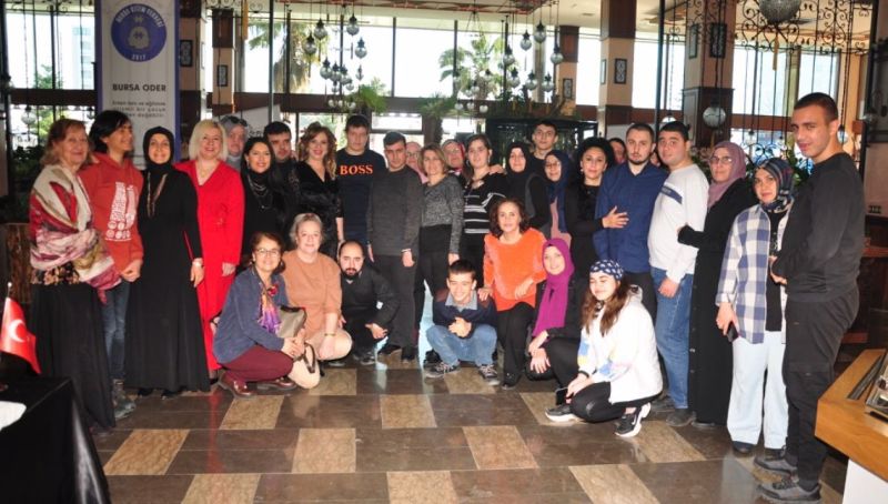 Bursa Otizm Derneği’nden renkli kahvaltı
