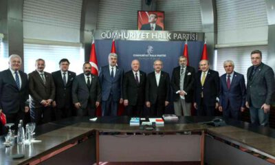 CHP Lideri Kılıçdaroğlu, TGK Heyeti ile görüştü