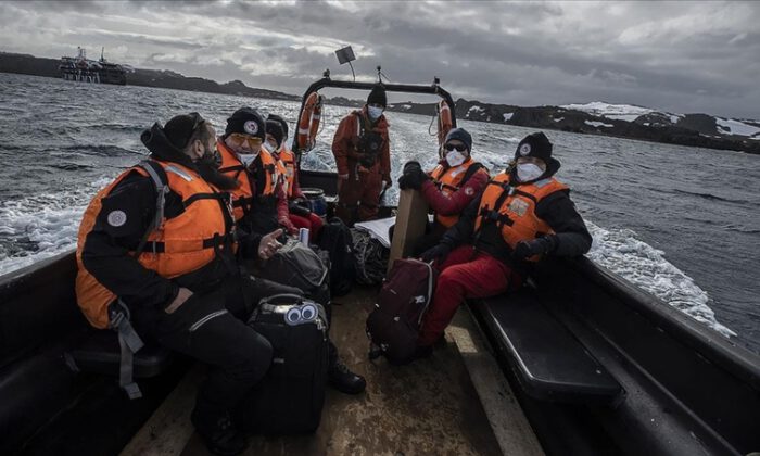 Türk ekibi Antarktika’ya ayak bastı