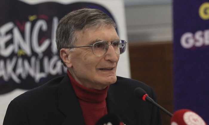 Nobel ödüllü Aziz Sancar’dan ‘Ayrım yapmadan aşınızı olun’ çağrısı