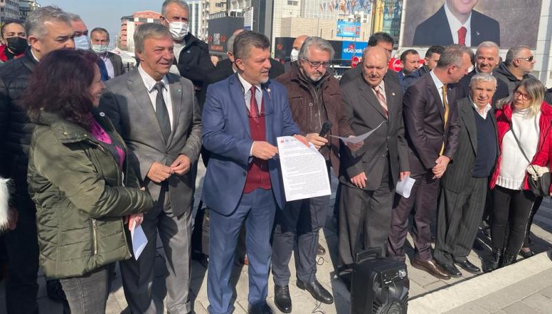 Bursa ittifakı: Yurttaşlar artık faturaları yakarak ısınıyor ve aydınlanıyor!