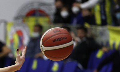 Kadınlar basketbolda derbi heyecanı yaşanacak