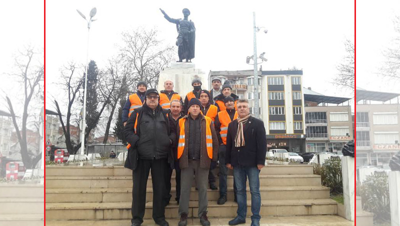 Mustafakemalpaşa’da emekli işçiler eylem başlattı