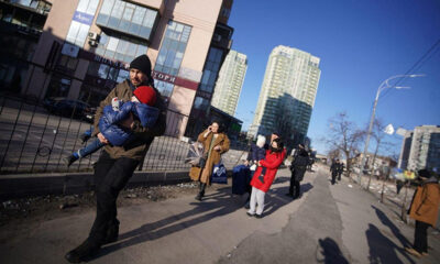Kiev’den ülkeyi terketmek için kaçış sürüyor
