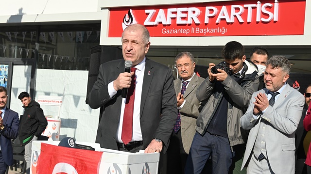 Zafer Partisi’nden coşkulu il başkanlığı açılışı