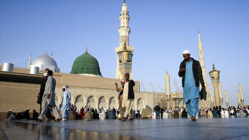 Suudi Arabistan’da Kovid-19 kısıtlamaları kaldırıldı
