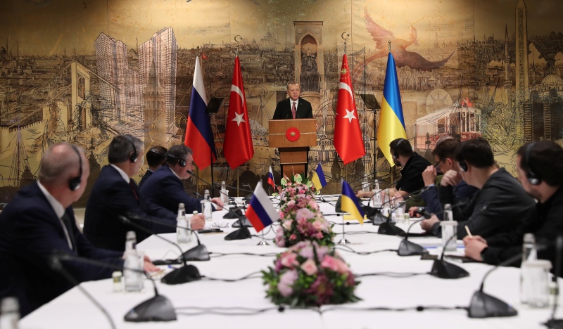 Gözler Rusya-Ukrayna görüşmeleri için İstanbul’da…