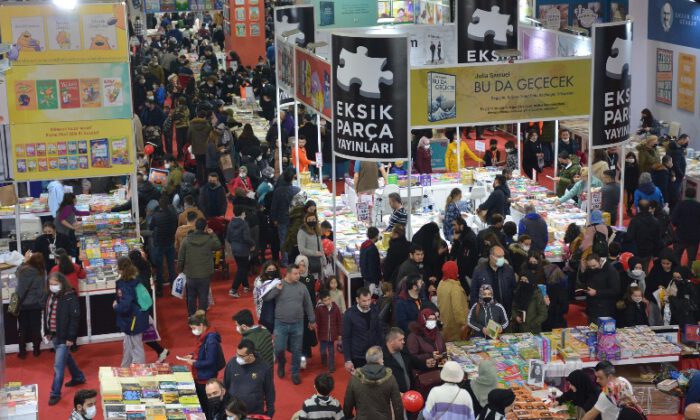 Bursa’da Kitap Fuarı yoğun ilgi ile sona erdi