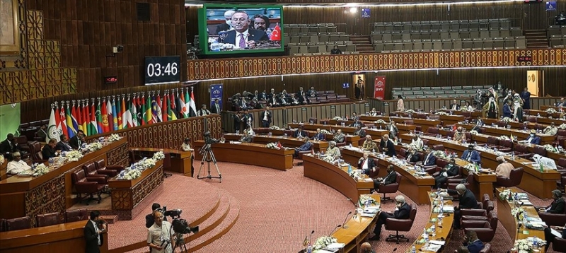 Çavuşoğlu’ndan İslam dünyasına ‘tek vücut olma’ çağrısı