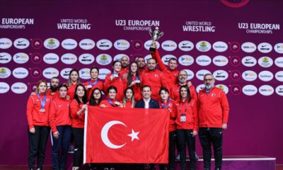 Türkiye, kadınlar güreşte Avrupa şampiyonu oldu!