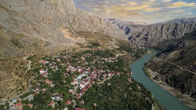 Erzincan’ın Kemaliye ilçesi ‘sakin şehirler ağı’nda…