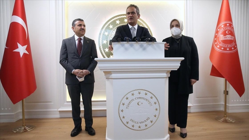 Milli Eğitim Bakanı Özer’den ‘yüz yüze eğitim’ açıklaması
