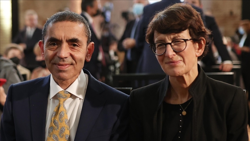 Şahin ve Türeci, Almanya’nın büyük bilim ödülünü aldı