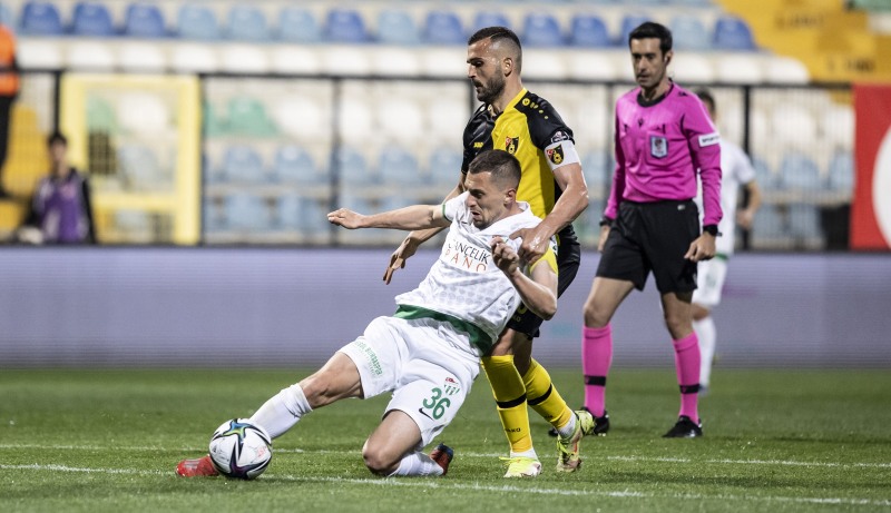 İstanbulspor, Bursaspor’u ateş hattına attı: 3-1