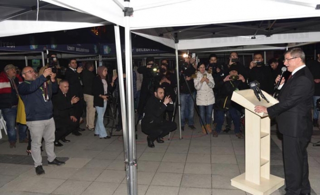 Davutoğlu: Suriyelileri geri gönderemezsiniz!