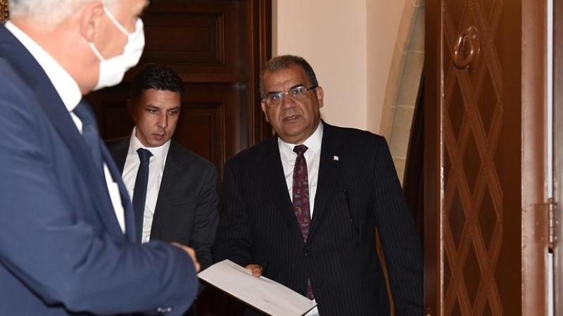 KKTC Cumhurbaşkanı, hükümetin istifasını kabul etti