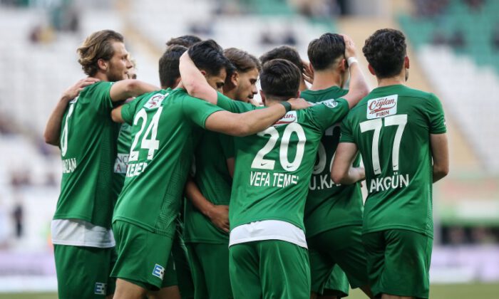 Bursaspor 1. Lig’e tek gollü galibiyetle veda etti