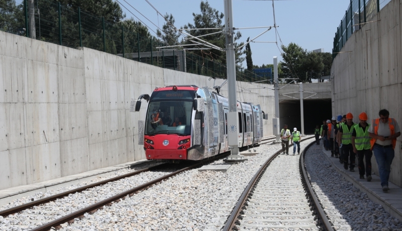 Bursa’da Kent Meydanı-Terminal hattında test sürüşleri başladı