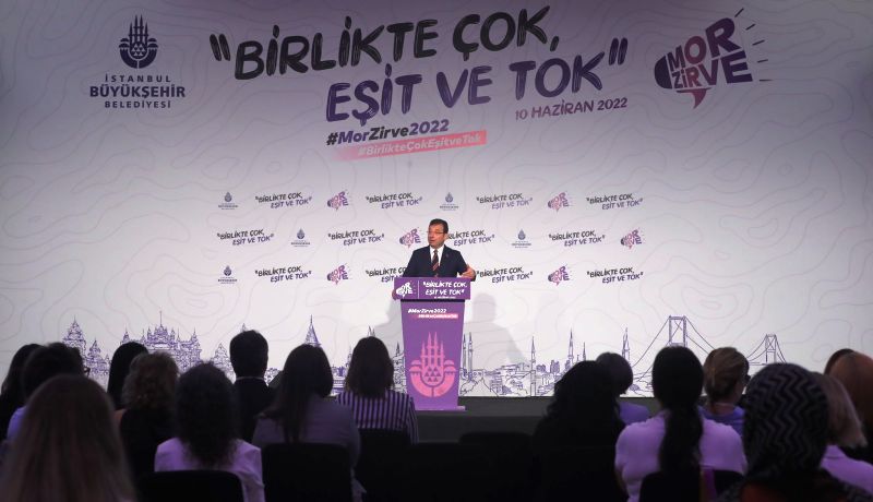 İBB Başkanı İmamoğlu ‘Mor Zirve’de konuştu: Bir avuç insan İstanbul Sözleşmesi’ni paramparça etti.