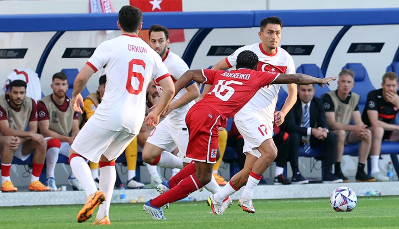 A Milli Futbol Takımı, liderliğini sürdürdü