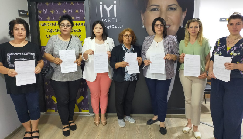 İYİ Parti Bursa Kadın Kollarından ‘sürtük’ için suç duyurusu