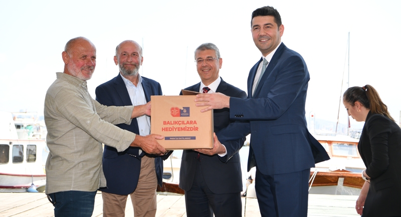 İBB’den balıkçılara malzeme desteği