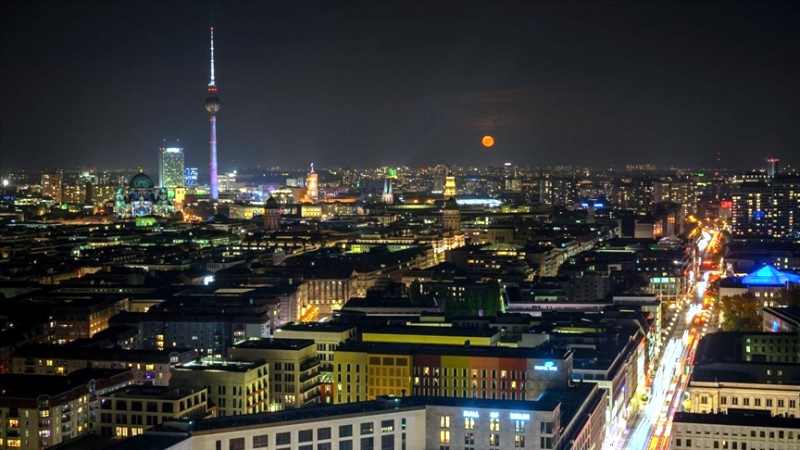Berlin’de enerji tasarrufu: 200 yapı gece ışıklandırılmayacak