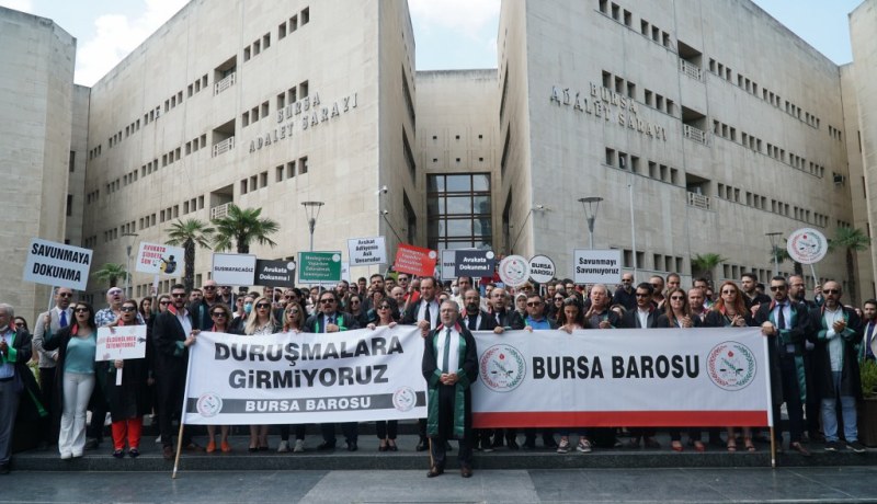 Bursa Barosu’ndan ‘Av. Servet Bakırtaş’ protestosu