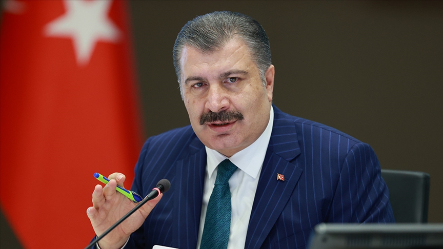 Bakan Koca, eczanelere ilişkin alınan kararları paylaştı