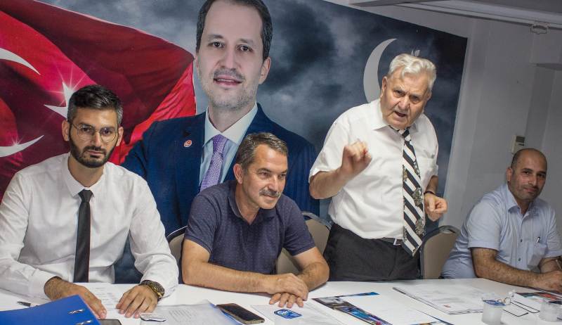 Yeniden Refah Parti İl Başkanı Aras: Z kuşağı size oy vermez!