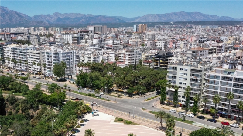 Antalya, yabancıya konut satışında İstanbul’u geçti