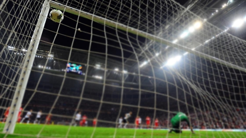 Futbolseverler Dünya Kupası’na kadar maça doyacak