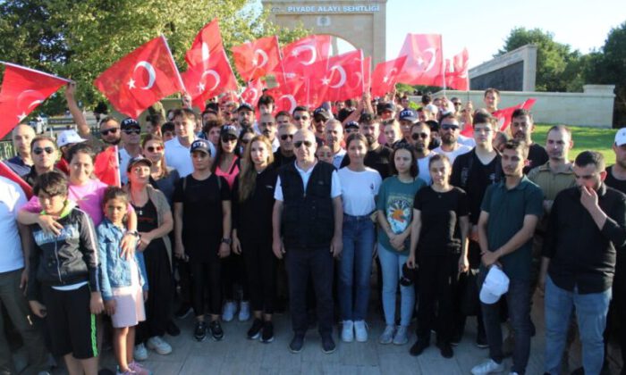 Ümit Özdağ’ın çağrısı ile binlerce genç, Anafartalar Zaferi’nin 107. yılında Çanakkale’de buluştu