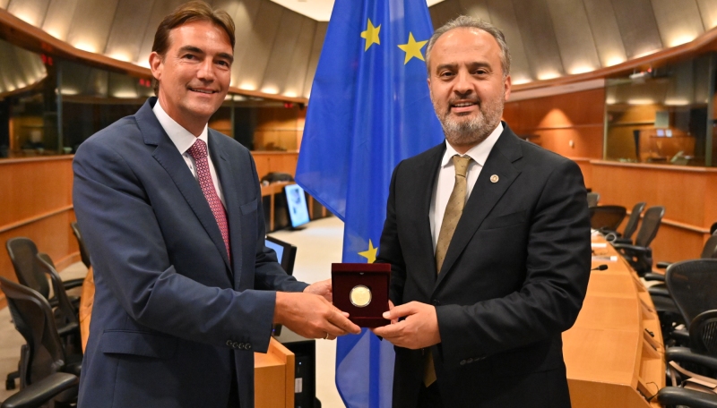 Başkan Aktaş’tan Avrupa’da Bursa diplomasisi