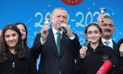 Erdoğan, 2022-2023 eğitim-öğretim yılı açılış zilini çaldı