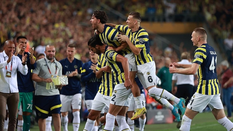 Fenerbahçe, UEFA Avrupa Liginde galibiyetle başladı